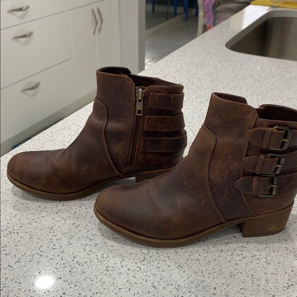 UGG Brown Ankle Boots with Buckle Straps and Low Heel - Picture 5 of 11